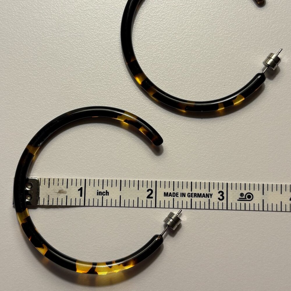 Machete Large Hoop Earrings - Dark Tortoise